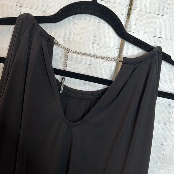 𝅺MICHAEL Kors Black Shoulder Out Blouse SZ L - Picture 5 of 6